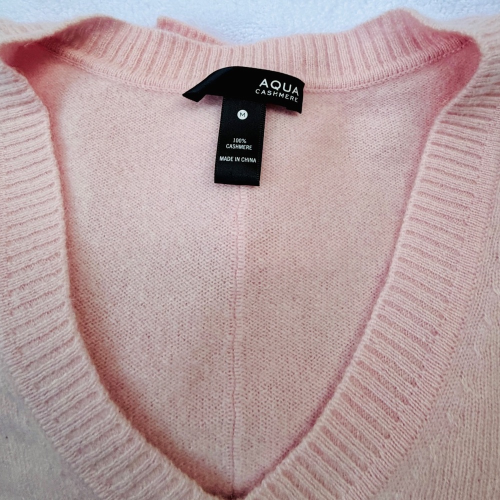 Aqua Soft Pink Cashmere V-Neck Sweater